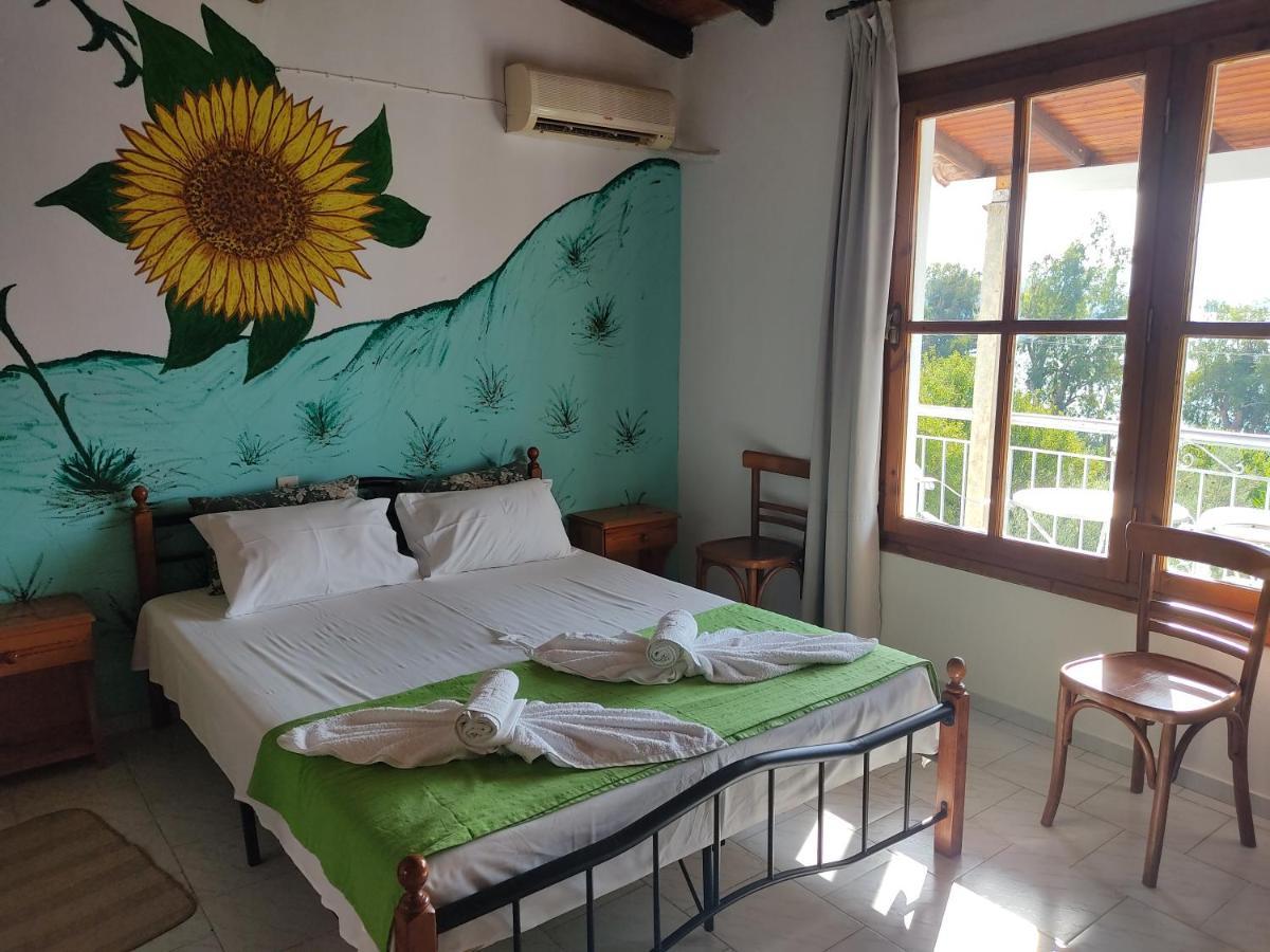 Amaranthos Skiathos View Megali Ammos  Exterior photo